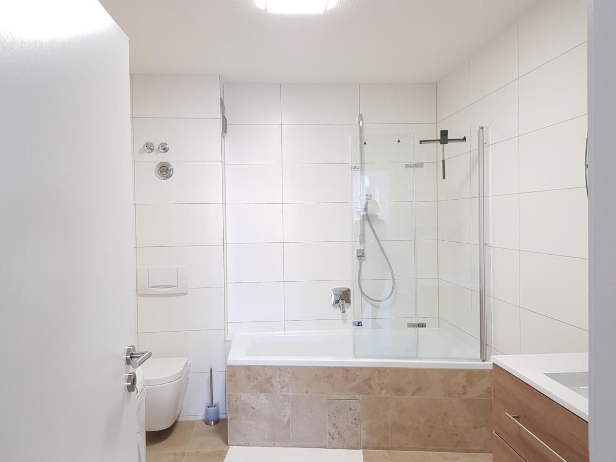 Amao-Green I 90Qm I Penthouse Maisonette Mit Rooftop I City Center I King-Size Betten Лар Екстер'єр фото